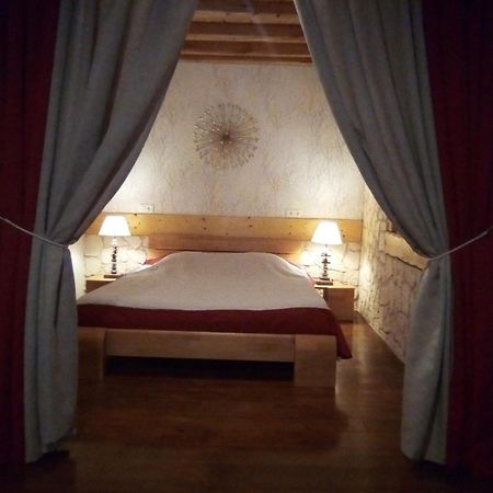 Le Domaine Des Papillons Hotel Beaujeu-Saint-Vallier-et-Pierrejux Kültér fotó