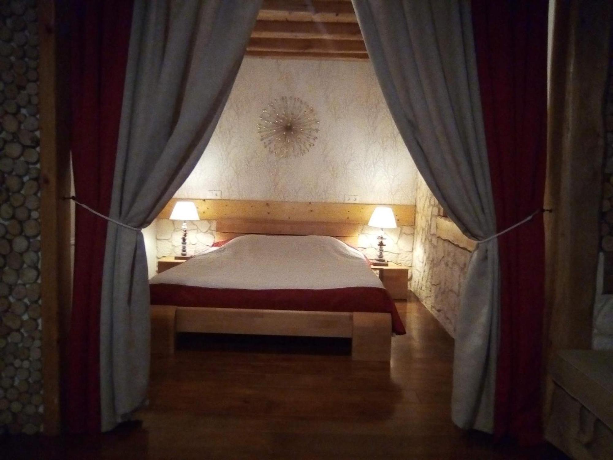 Le Domaine Des Papillons Hotel Beaujeu-Saint-Vallier-et-Pierrejux Kültér fotó