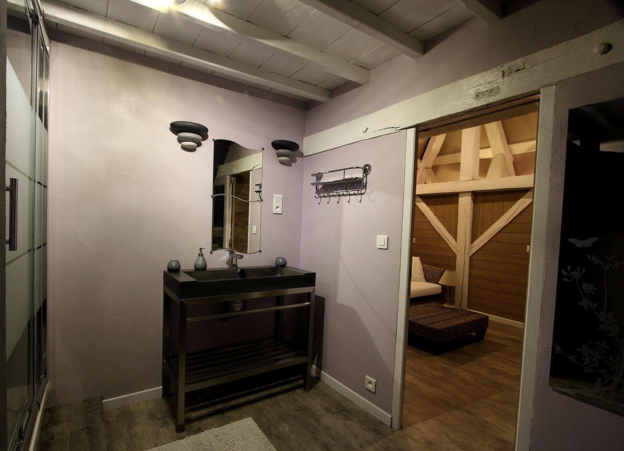 Le Domaine Des Papillons Hotel Beaujeu-Saint-Vallier-et-Pierrejux Kültér fotó