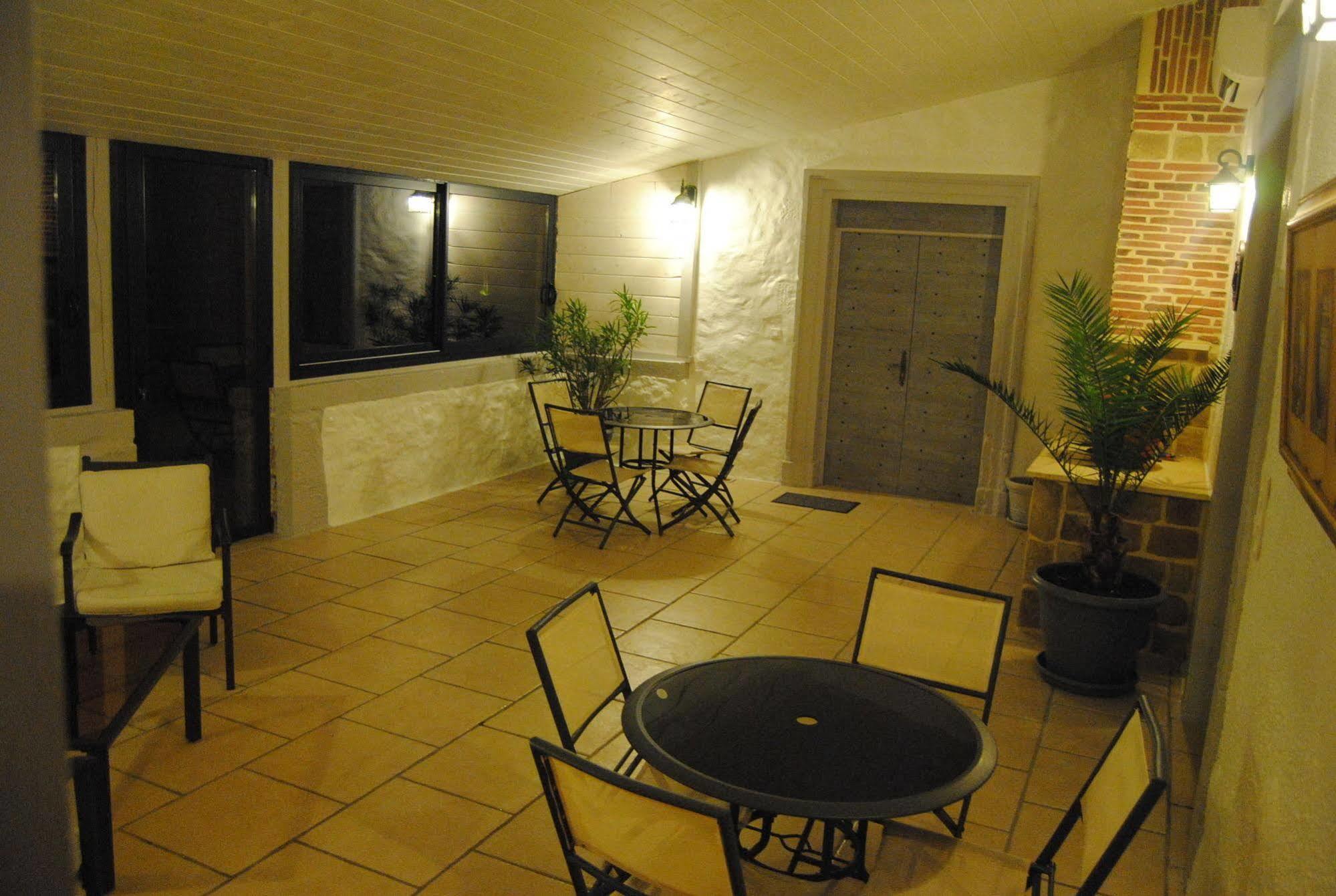 Le Domaine Des Papillons Hotel Beaujeu-Saint-Vallier-et-Pierrejux Kültér fotó