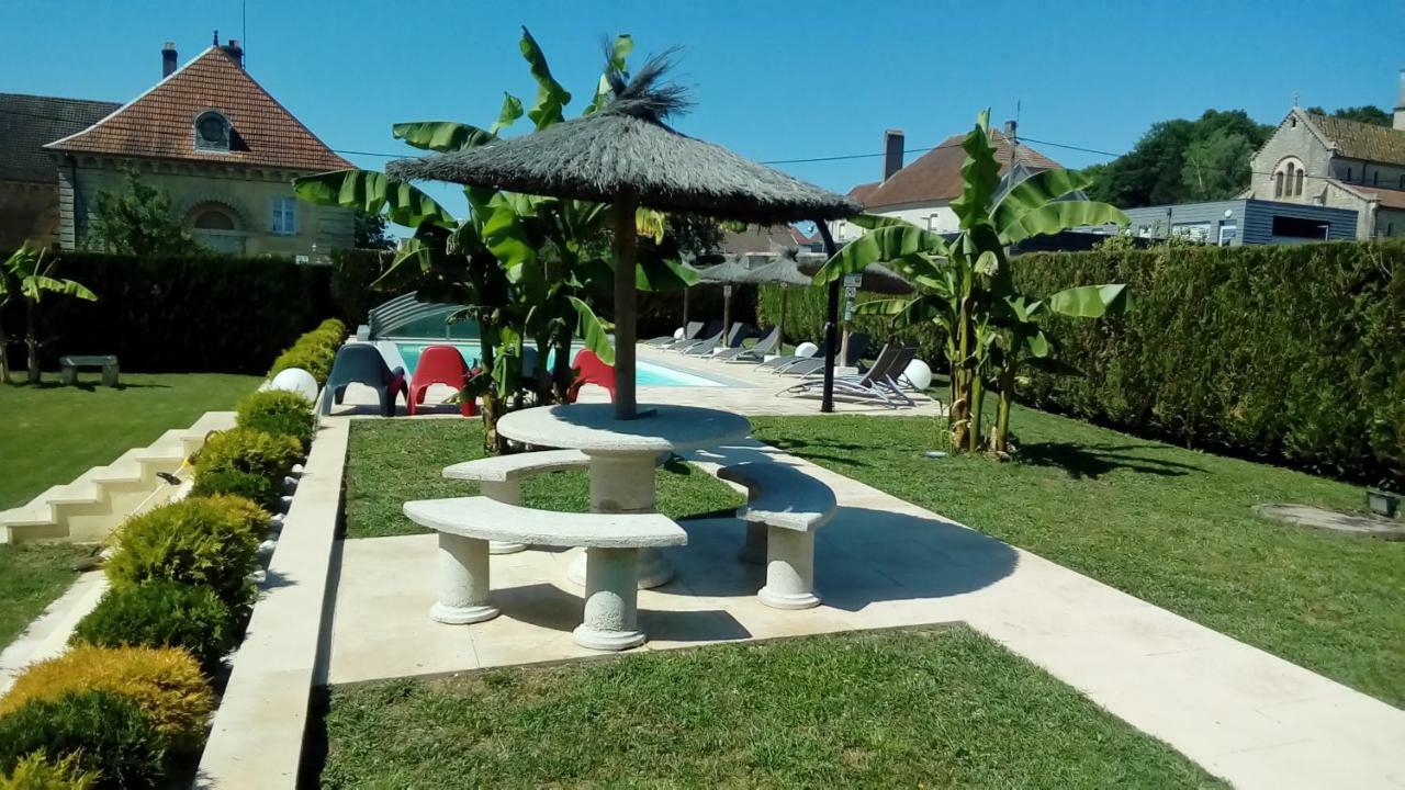 Le Domaine Des Papillons Hotel Beaujeu-Saint-Vallier-et-Pierrejux Kültér fotó